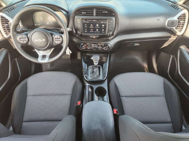 Used 2023 Kia Soul LX FWD image 23