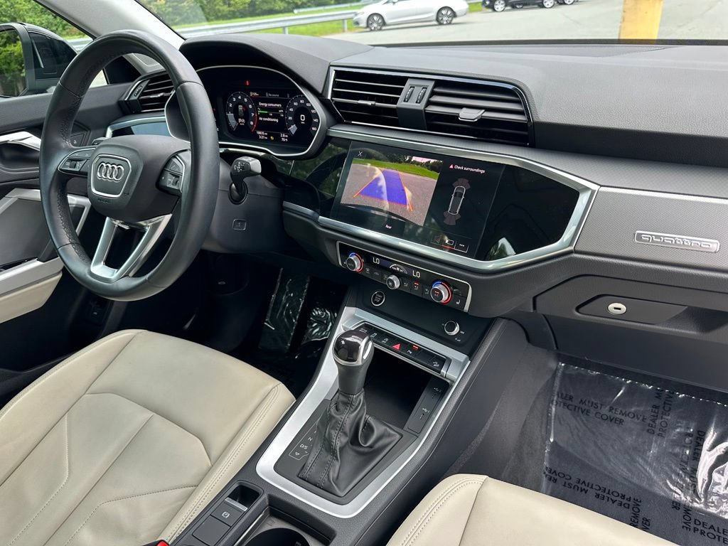 Used 2023 Audi Q3 2.0T Premium w/ Convenience Package AWD/4WD image 19