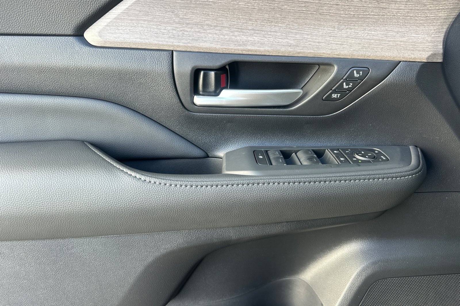 New 2026 Toyota Grand Highlander Limited image 11