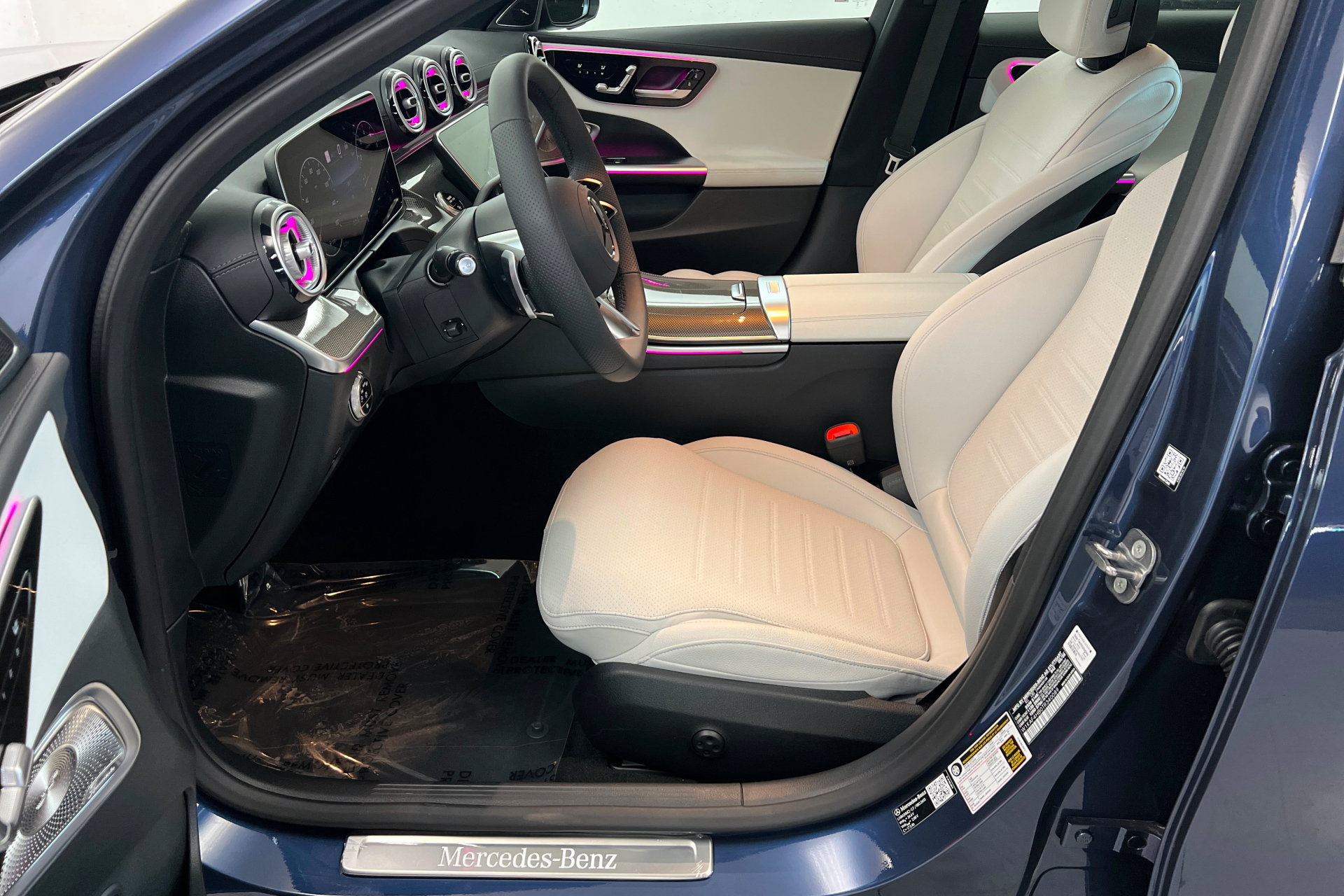 New 2026 Mercedes-Benz C 300 4MATIC Sedan image 18