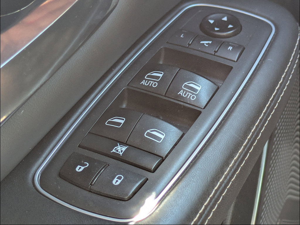 Used 2021 RAM 1500 Limited AWD/4WD image 30