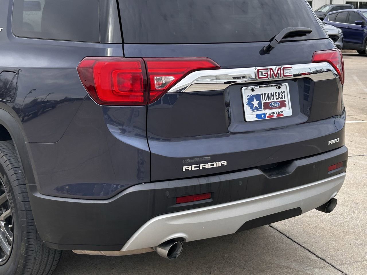 Used 2019 GMC Acadia SLT image 8