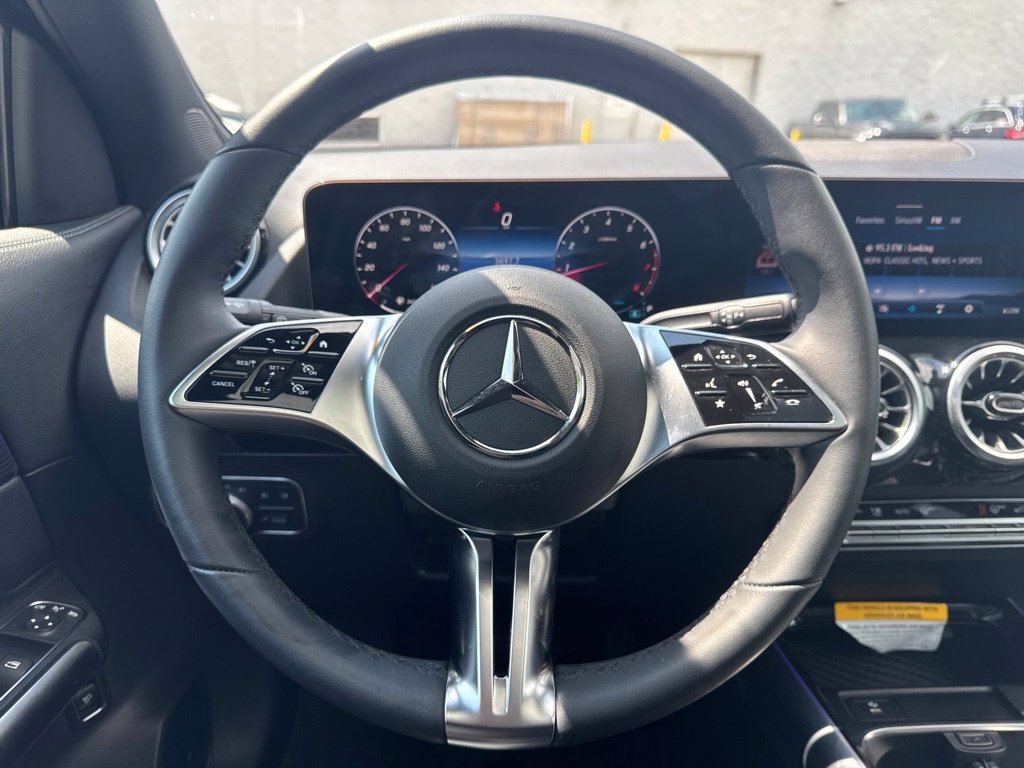 Used 2026 Mercedes-Benz GLA 250 4MATIC image 12