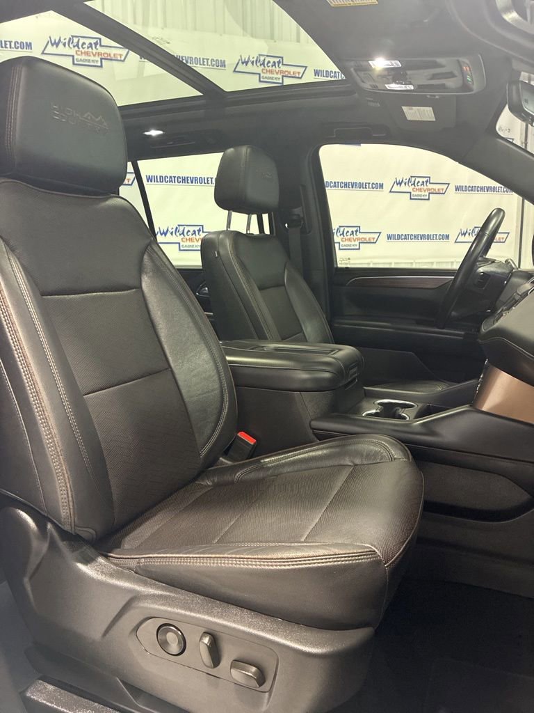 Used 2022 Chevrolet Tahoe High Country AWD/4WD image 45
