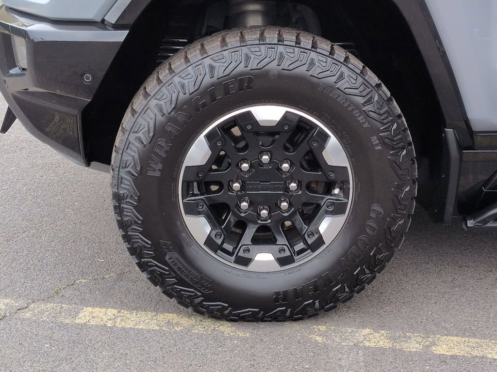 Certified 2024 GMC Hummer EV 3X w/ Extreme Off-Road Package AWD/4WD image 35