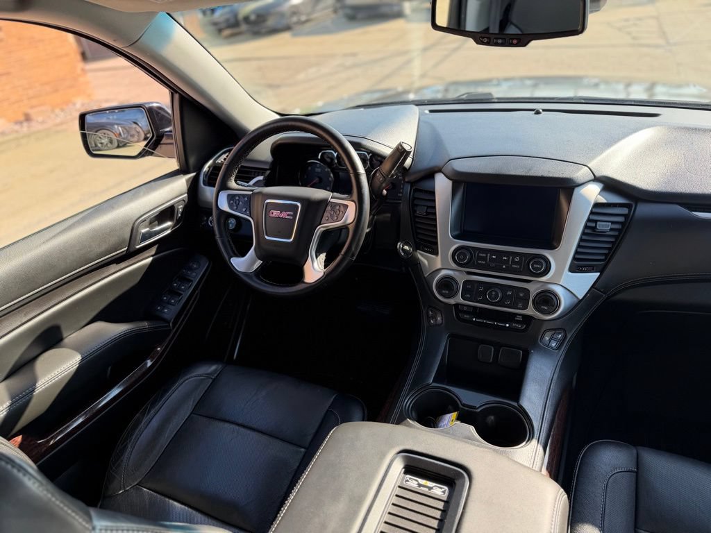 Used 2016 GMC Yukon SLT AWD/4WD image 13