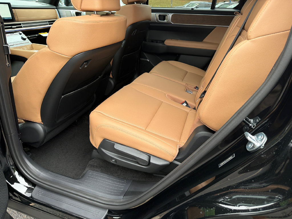 New 2027 Hyundai Santa Fe Limited FWD image 21