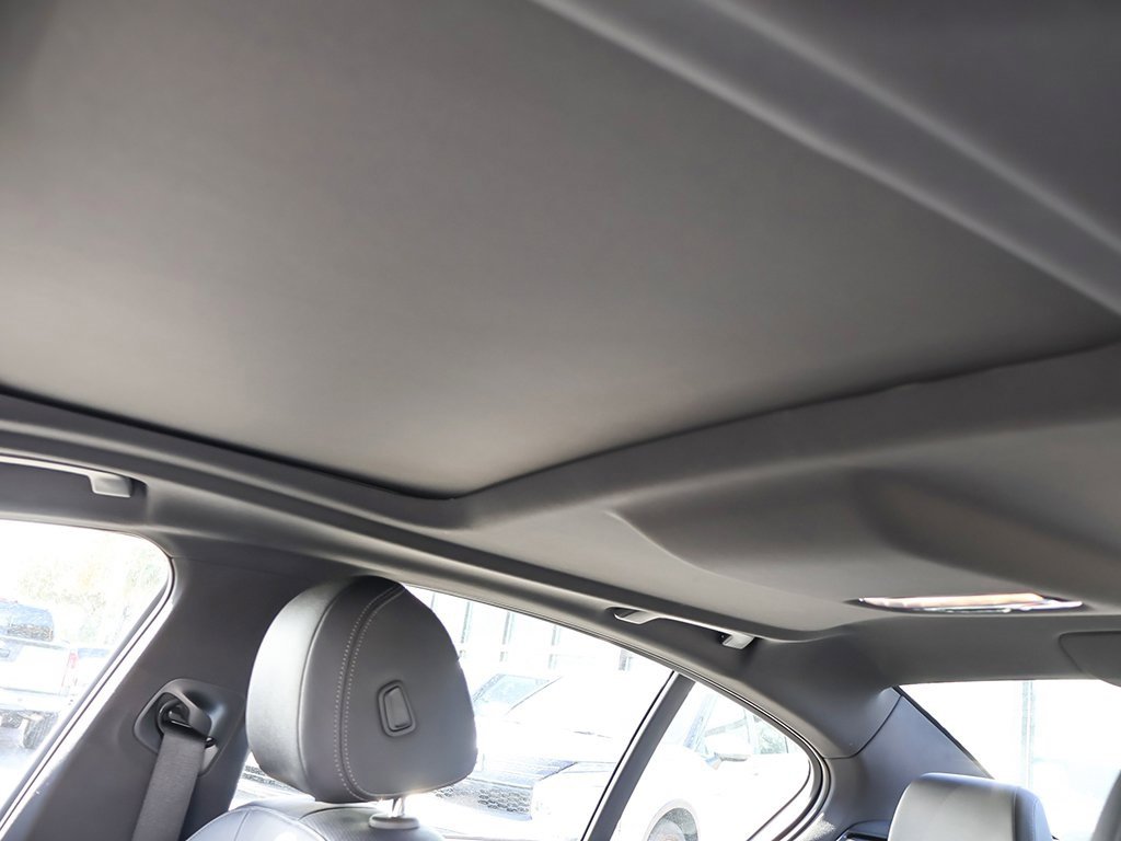 Used 2023 BMW 540i w/ M Sport Package image 22