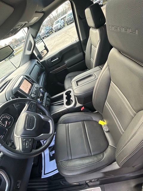 Used 2022 GMC Sierra 3500 Denali image 15