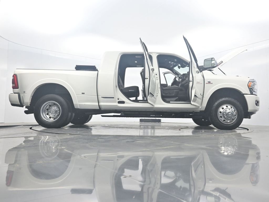 Used 2022 RAM 3500 Limited image 39
