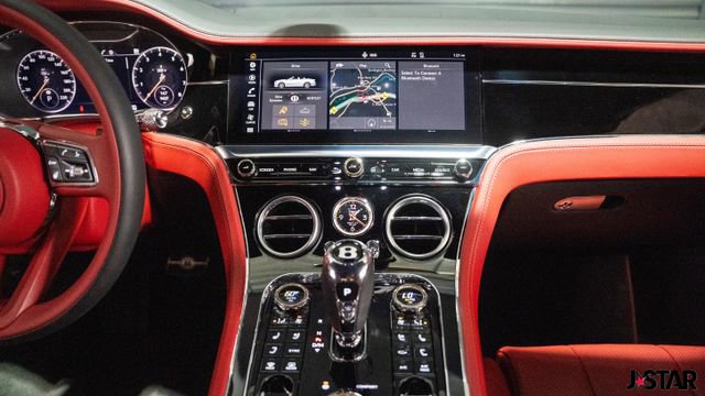 Used 2022 Bentley Continental GT image 8