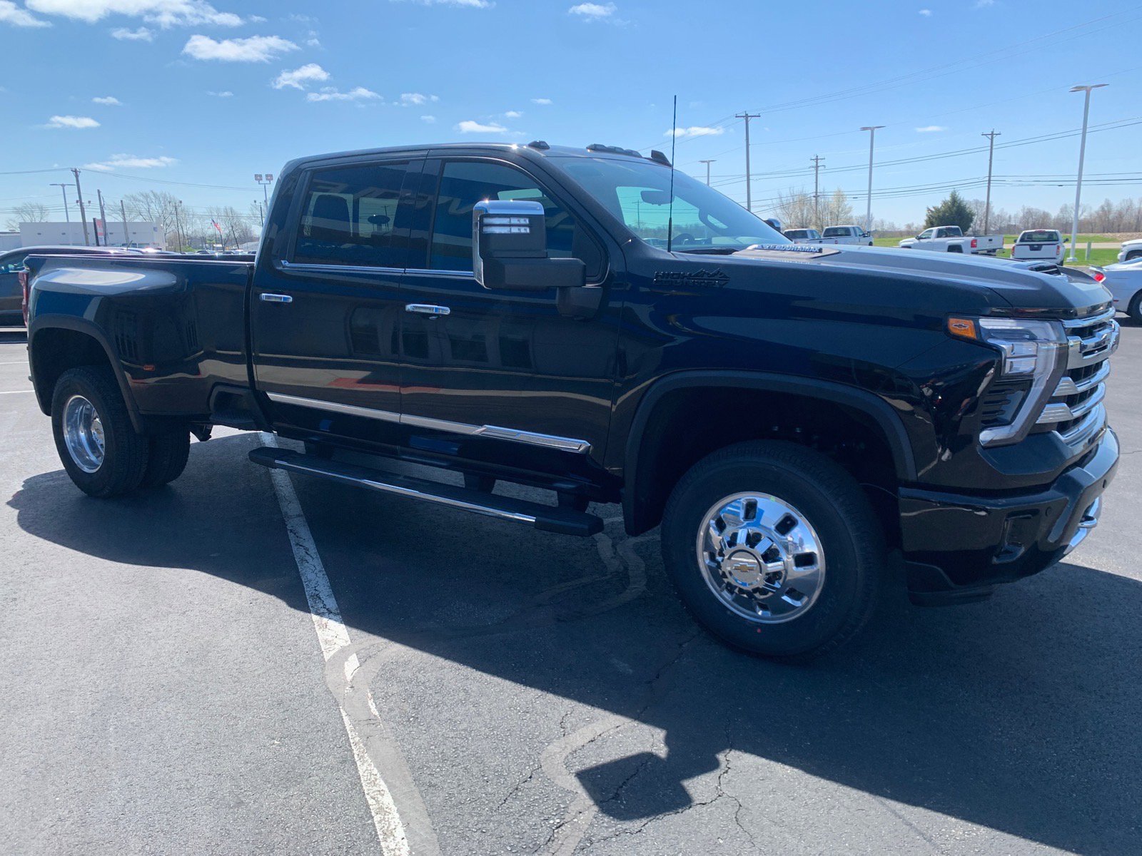 New 2026 Chevrolet Silverado 3500 High Country w/ High Country Premium Package image 3