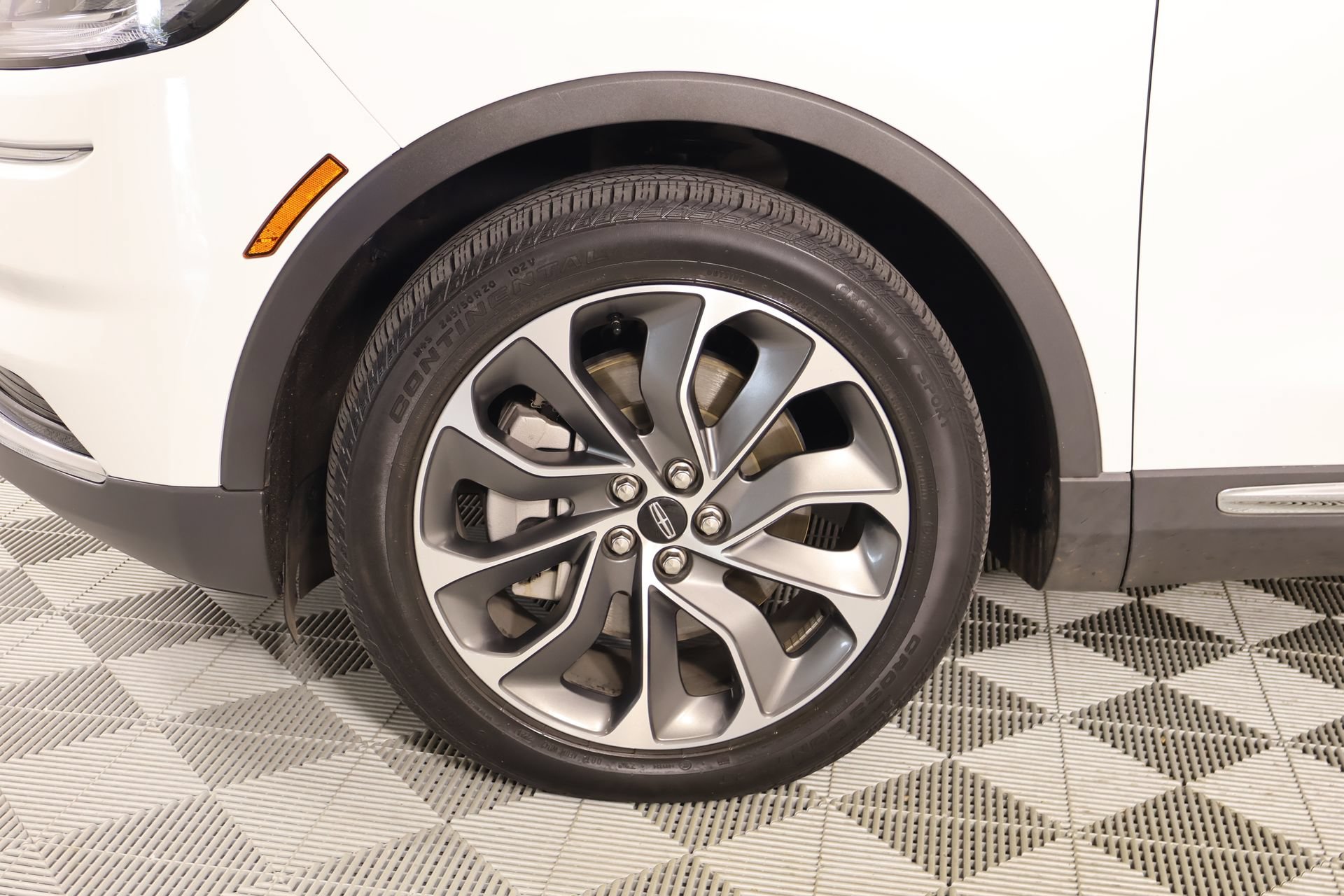 Used 2021 Lincoln Nautilus Reserve AWD/4WD image 18