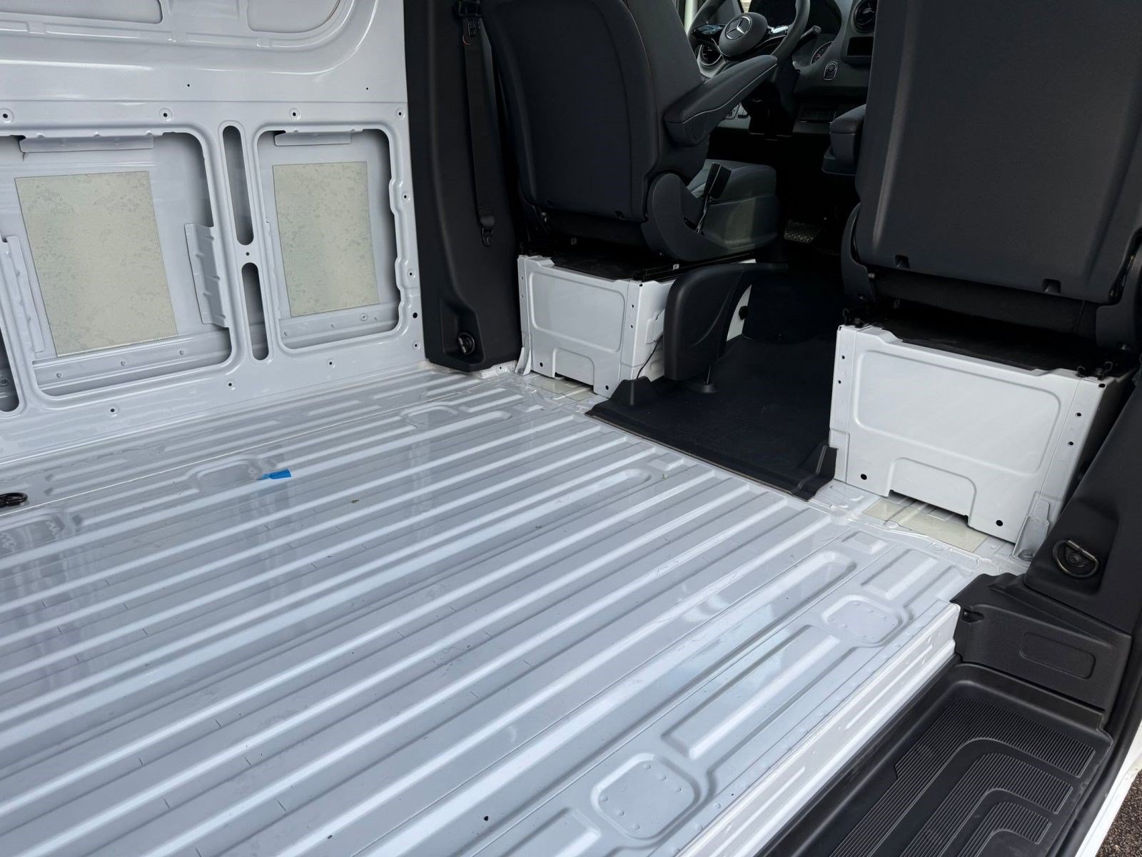 New 2025 Mercedes-Benz Sprinter 2500 image 29