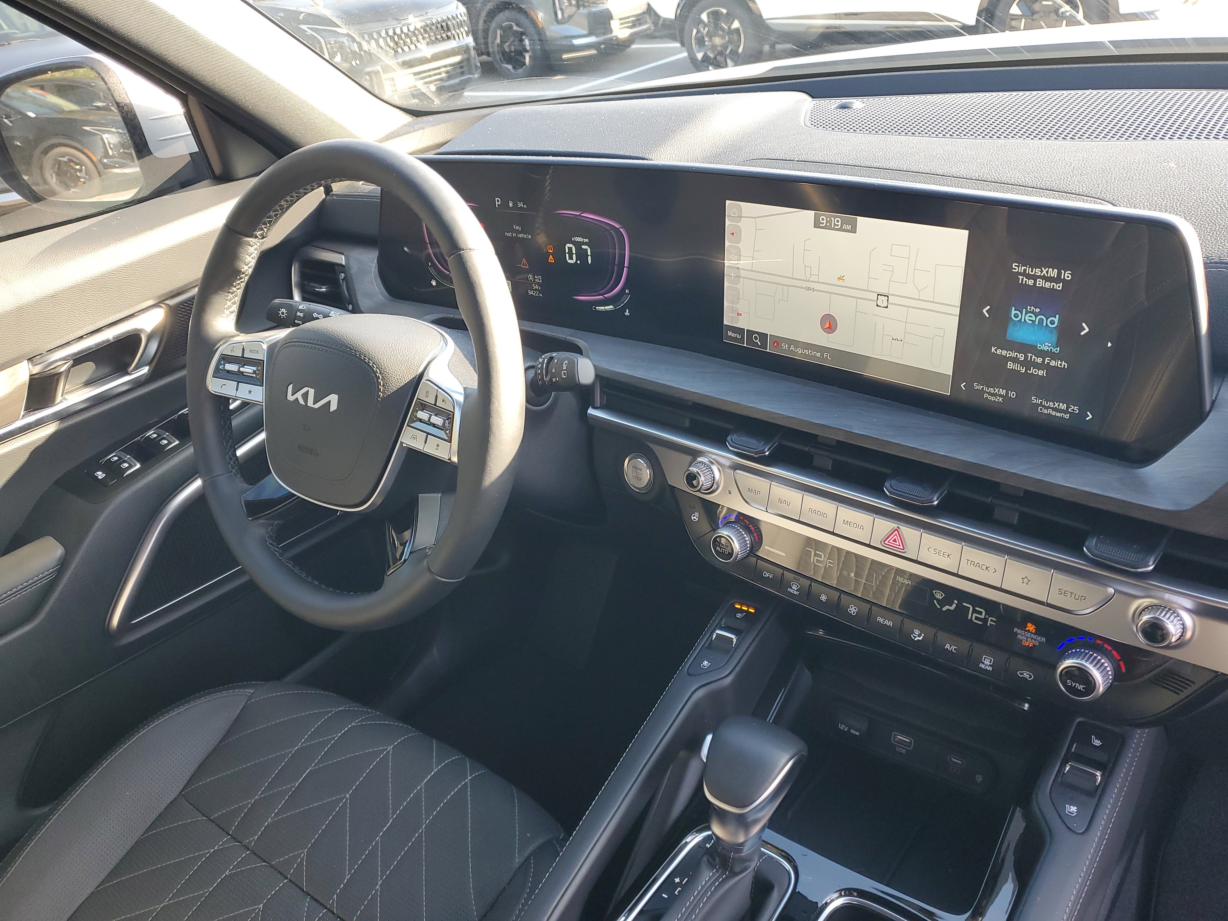 Certified 2025 Kia Telluride AWD image 7