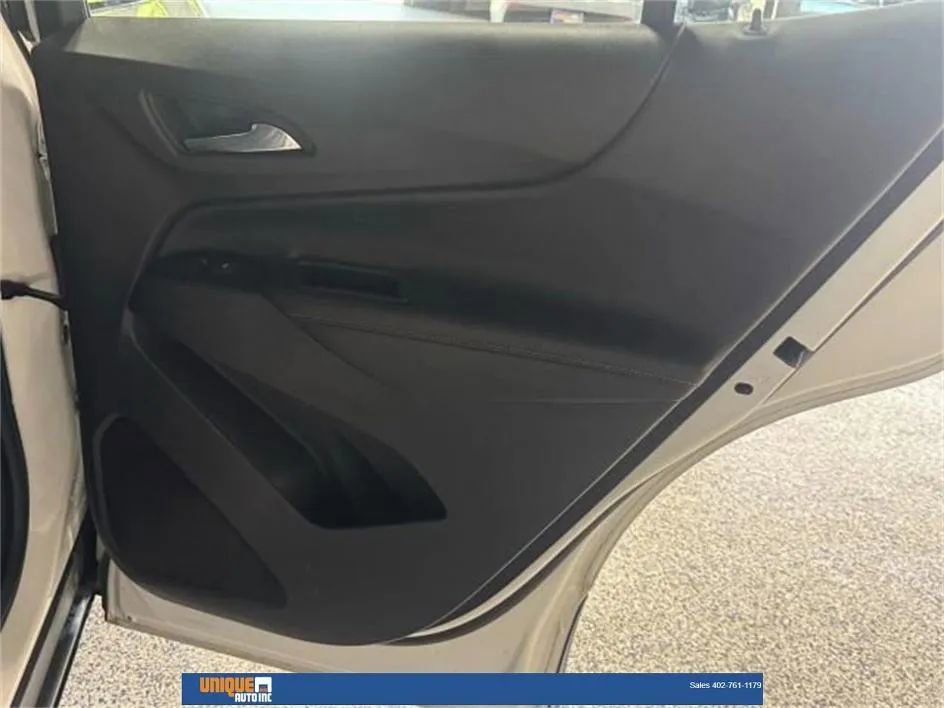 Used 2019 Chevrolet Equinox Premier image 11