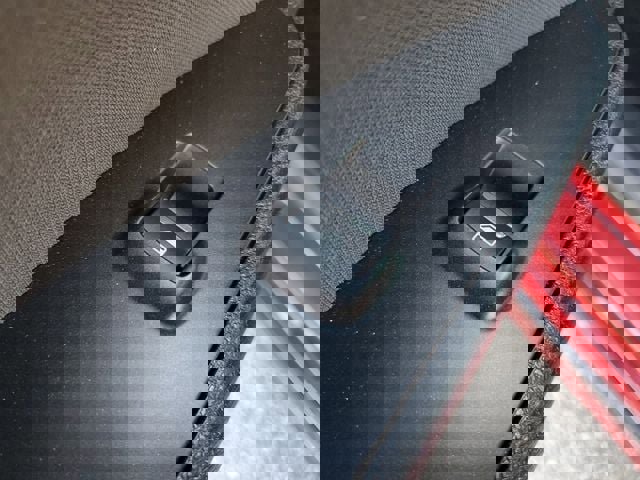 Used 2017 Ford Fusion SE w/ Fusion SE Technology Package image 14