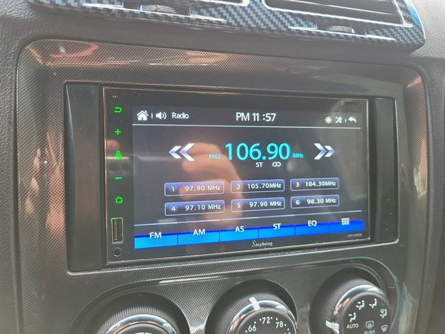 Used 2011 Dodge Challenger SE image 19