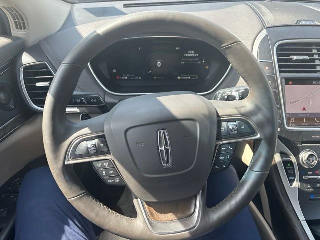 Used 2019 Lincoln Nautilus Reserve FWD image 15