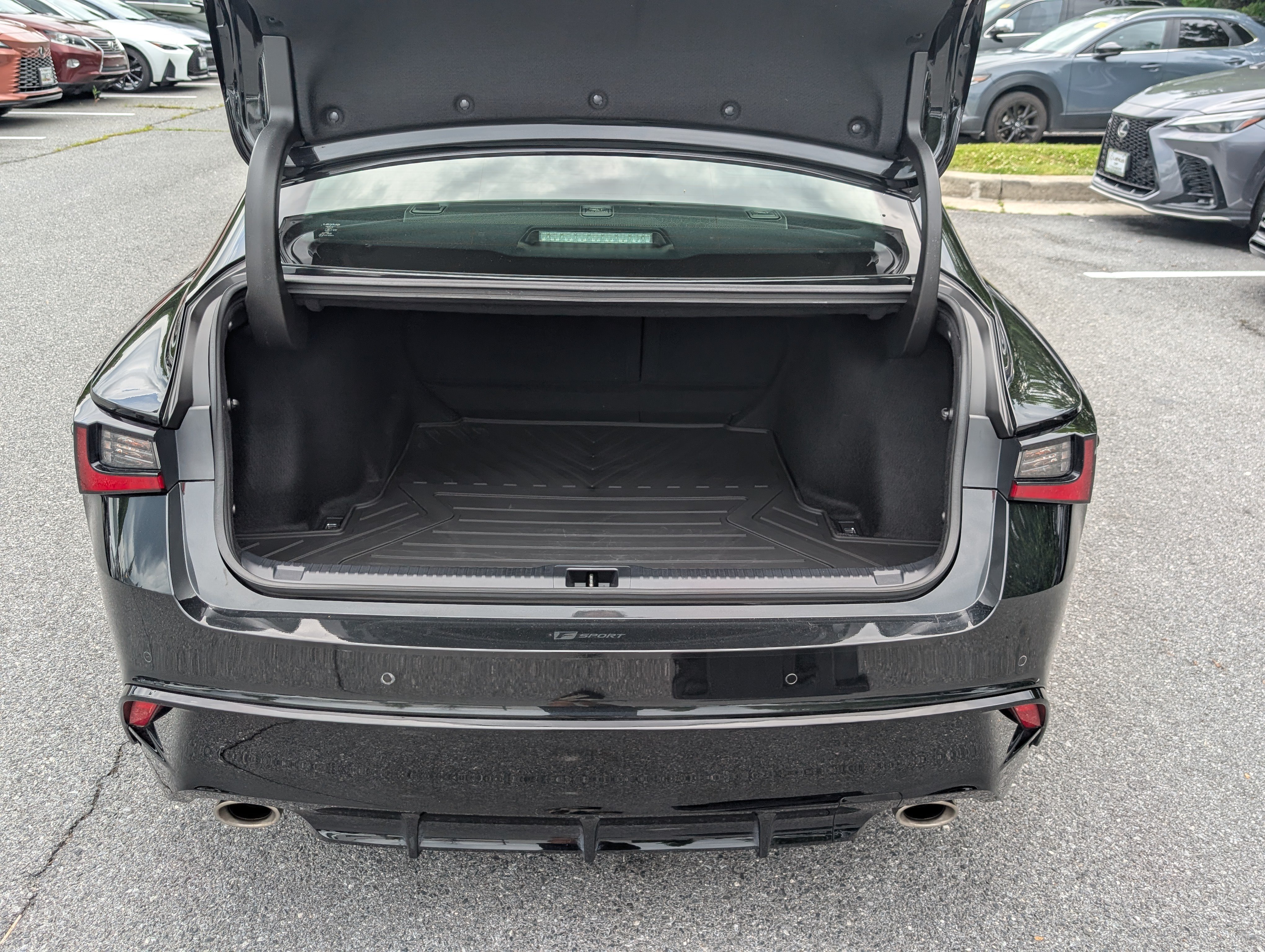 Used 2025 Lexus IS 350 F Sport w/ Navigation Package AWD/4WD image 14