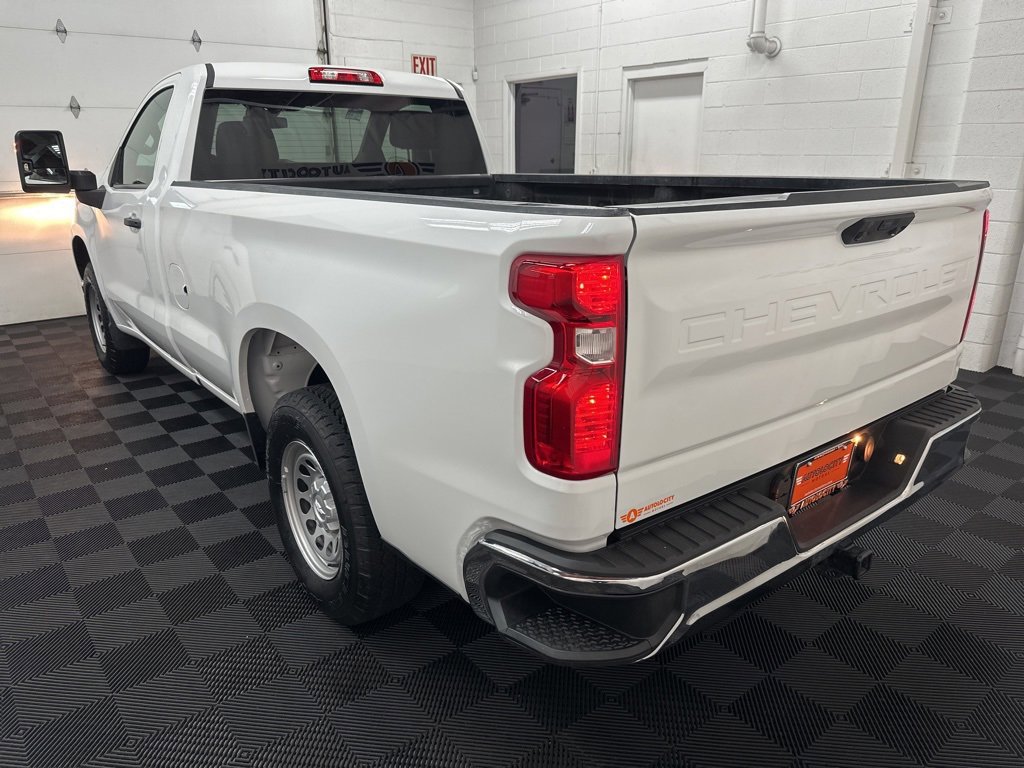 Used 2025 Chevrolet Silverado 1500 W/T w/ WT Value Package image 7