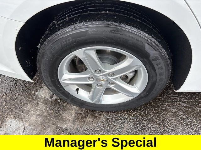 Used 2024 Chevrolet Malibu LT FWD image 44