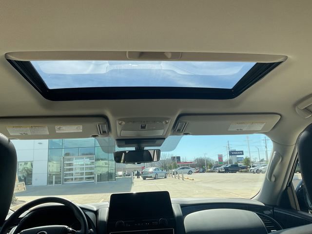 Used 2024 Nissan Armada Platinum w/ Captain's Chairs Package image 29