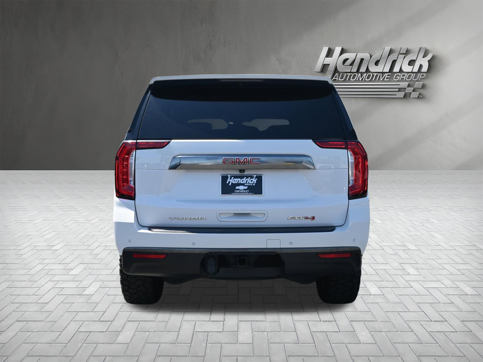Used 2021 GMC Yukon XL AT4 w/ Rear Media and Nav Package AWD/4WD image 9