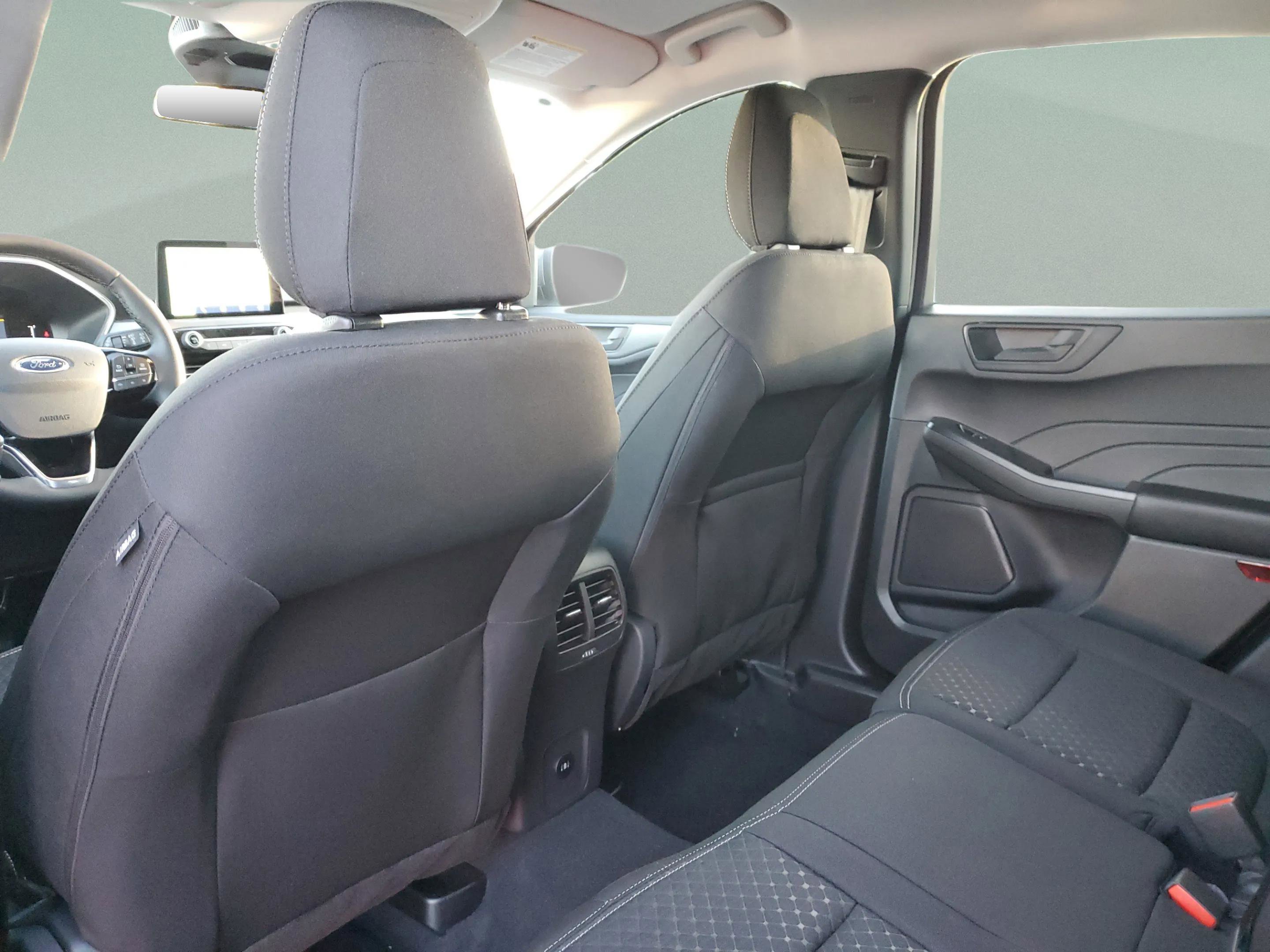 New 2026 Ford Escape Active w/ Cold Weather Package image 7