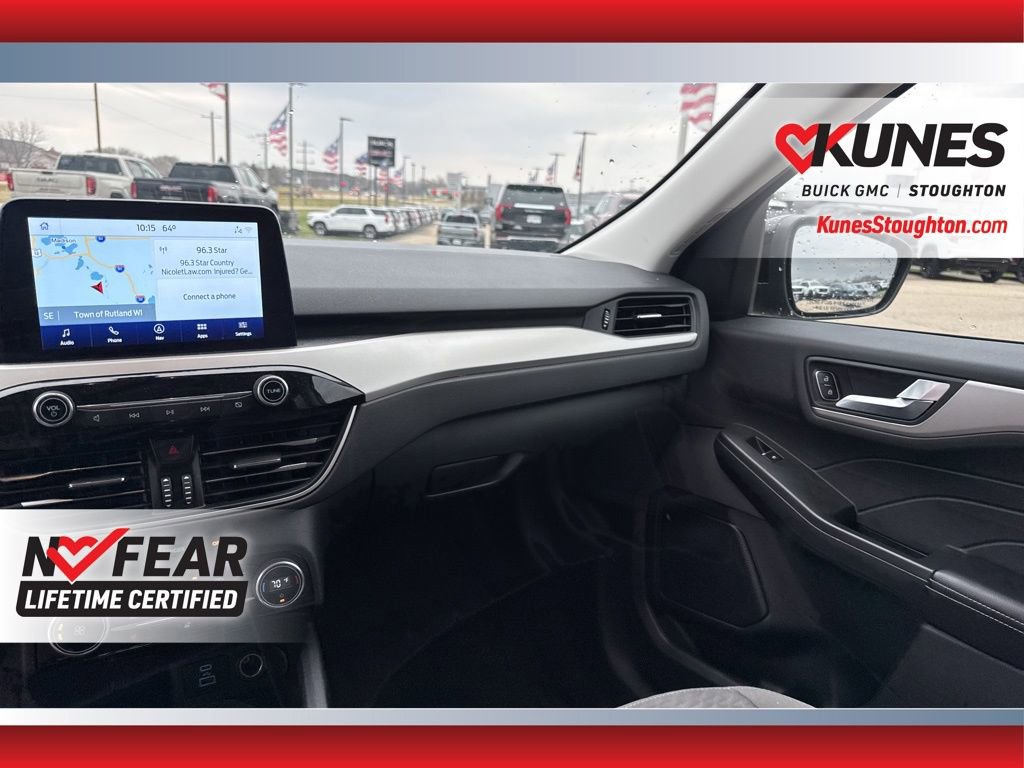 Used 2021 Ford Escape SE w/ SE Sport Appearance Package image 41