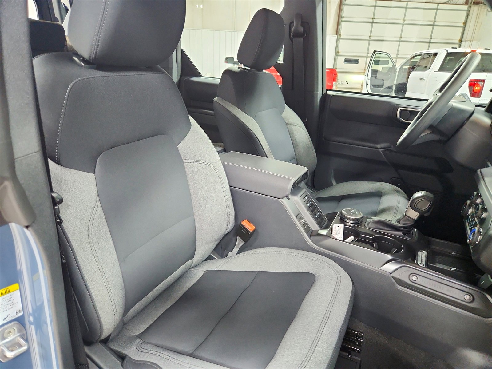 New 2025 Ford Bronco 4-Door image 39