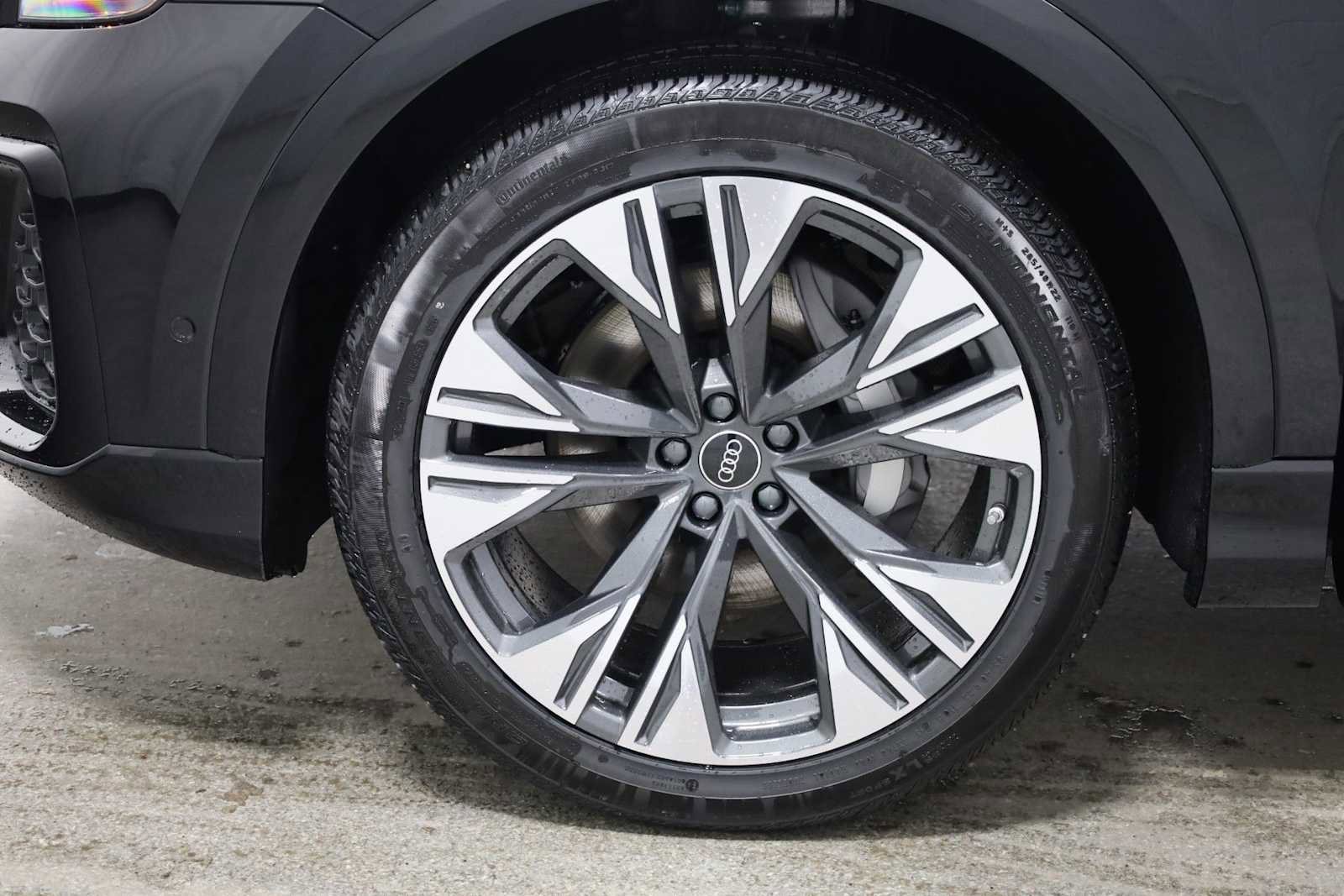 New 2026 Audi Q8 Premium Plus image 37
