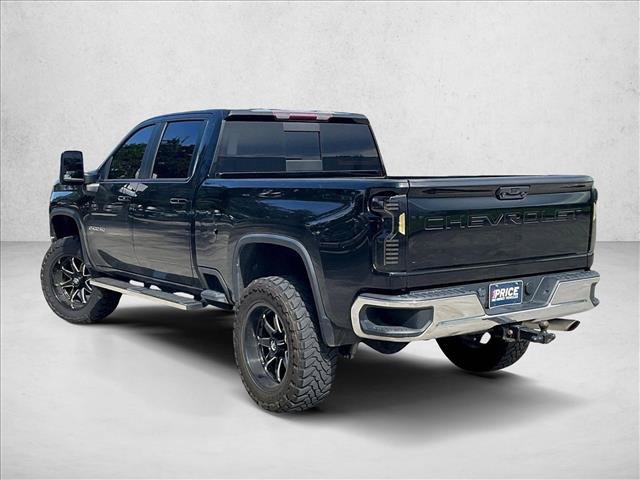 Used 2022 Chevrolet Silverado 2500 LT w/ Convenience Package AWD/4WD image 12