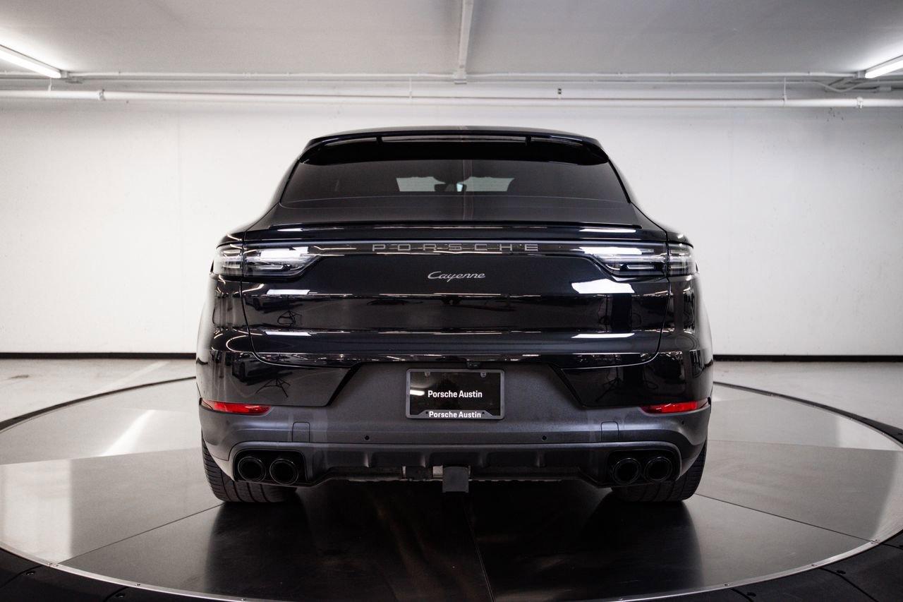 Used 2022 Porsche Cayenne Platinum Edition AWD/4WD image 6