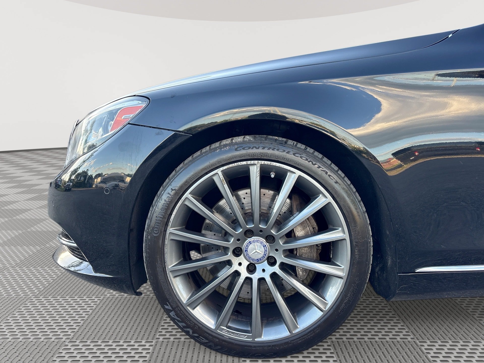 Used 2015 Mercedes-Benz S 550 4MATIC Sedan image 19