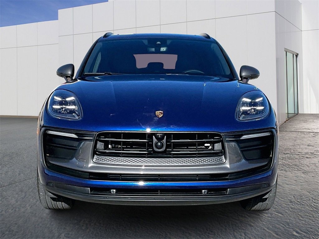 Used 2024 Porsche Macan Turbo image 10
