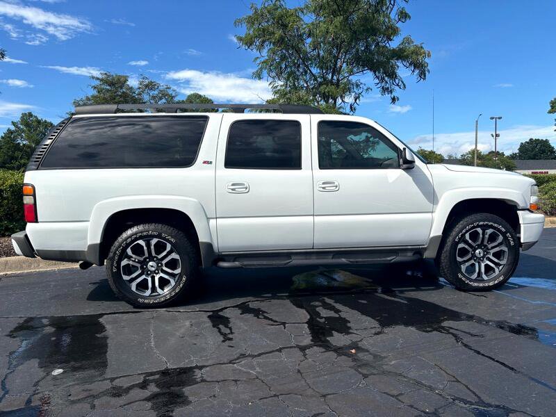 Used 2006 Chevrolet Suburban Z71 w/ Z71 Preferred Equipment Group image 13