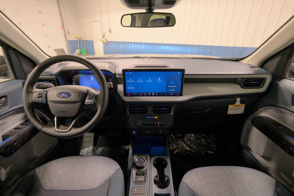 New 2025 Ford Maverick XLT w/ XLT Luxury Package image 32