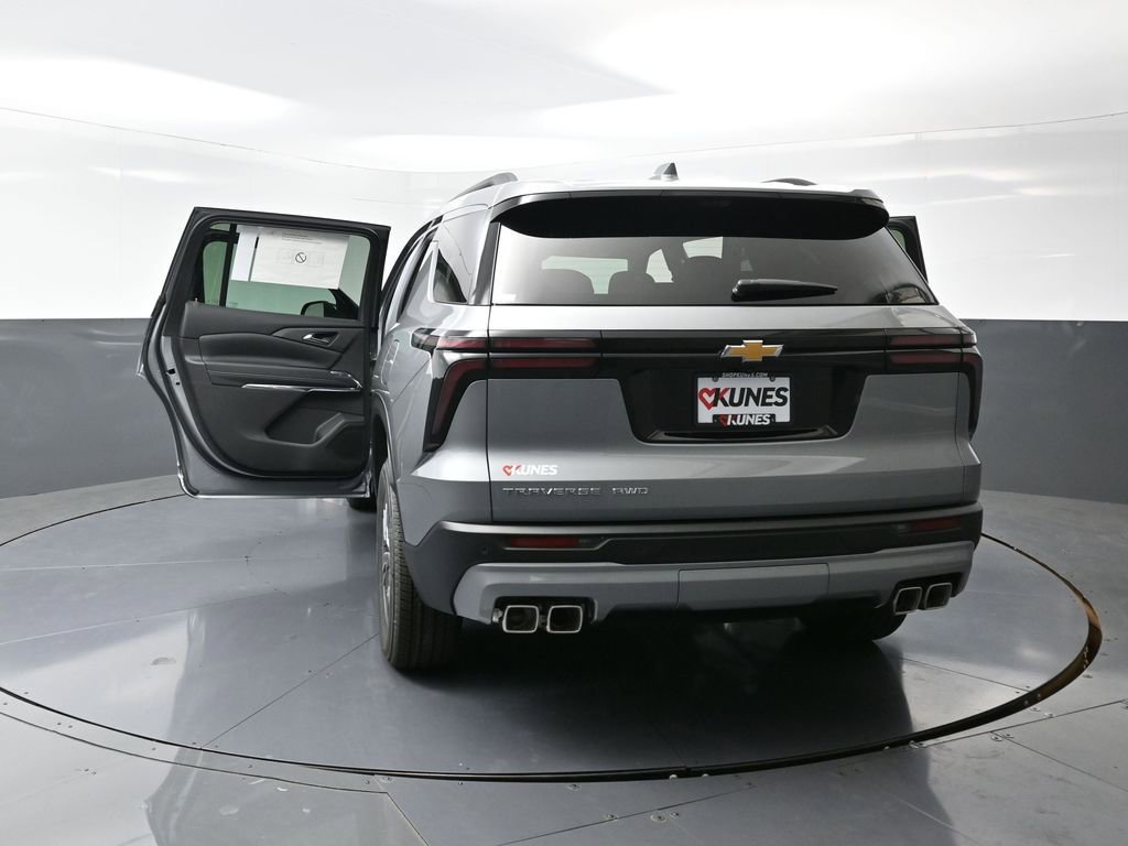 New 2026 Chevrolet Traverse LT w/ Driver Confidence Package image 45