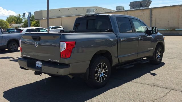 Used 2021 Nissan Titan SV w/ SV Convenience Package AWD/4WD image 9
