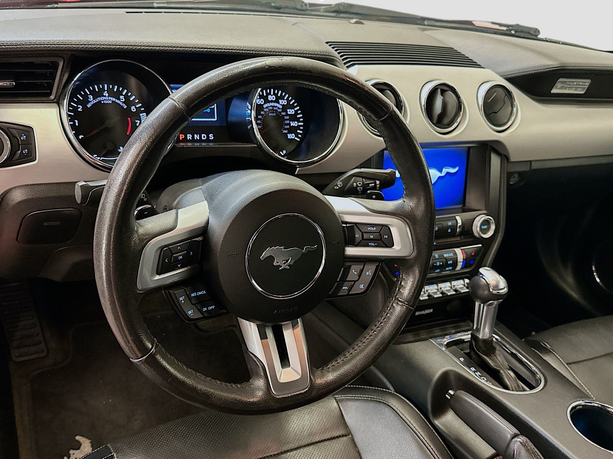 Used 2016 Ford Mustang Premium RWD image 18