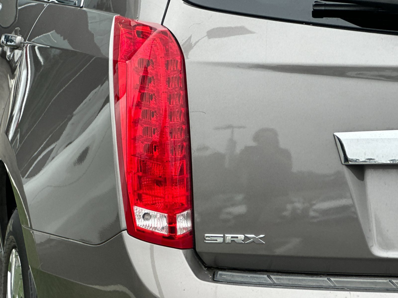 Used 2011 Cadillac SRX Performance FWD image 28