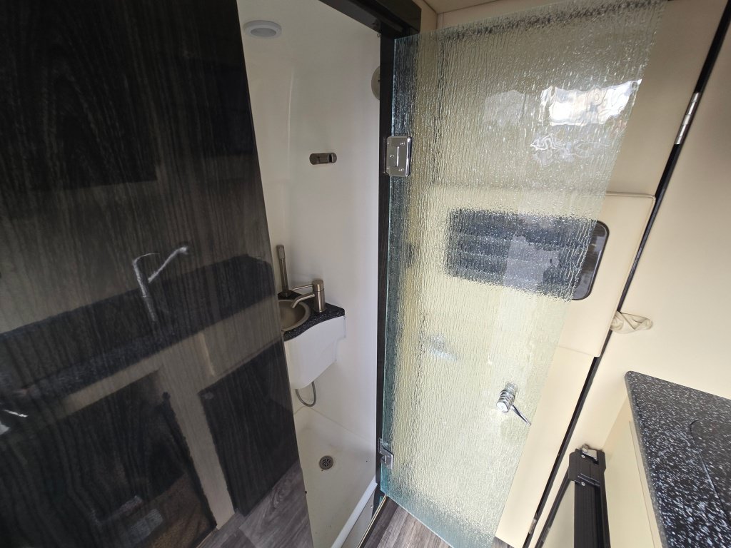 Used 2020 Mercedes-Benz Sprinter 3500 image 24