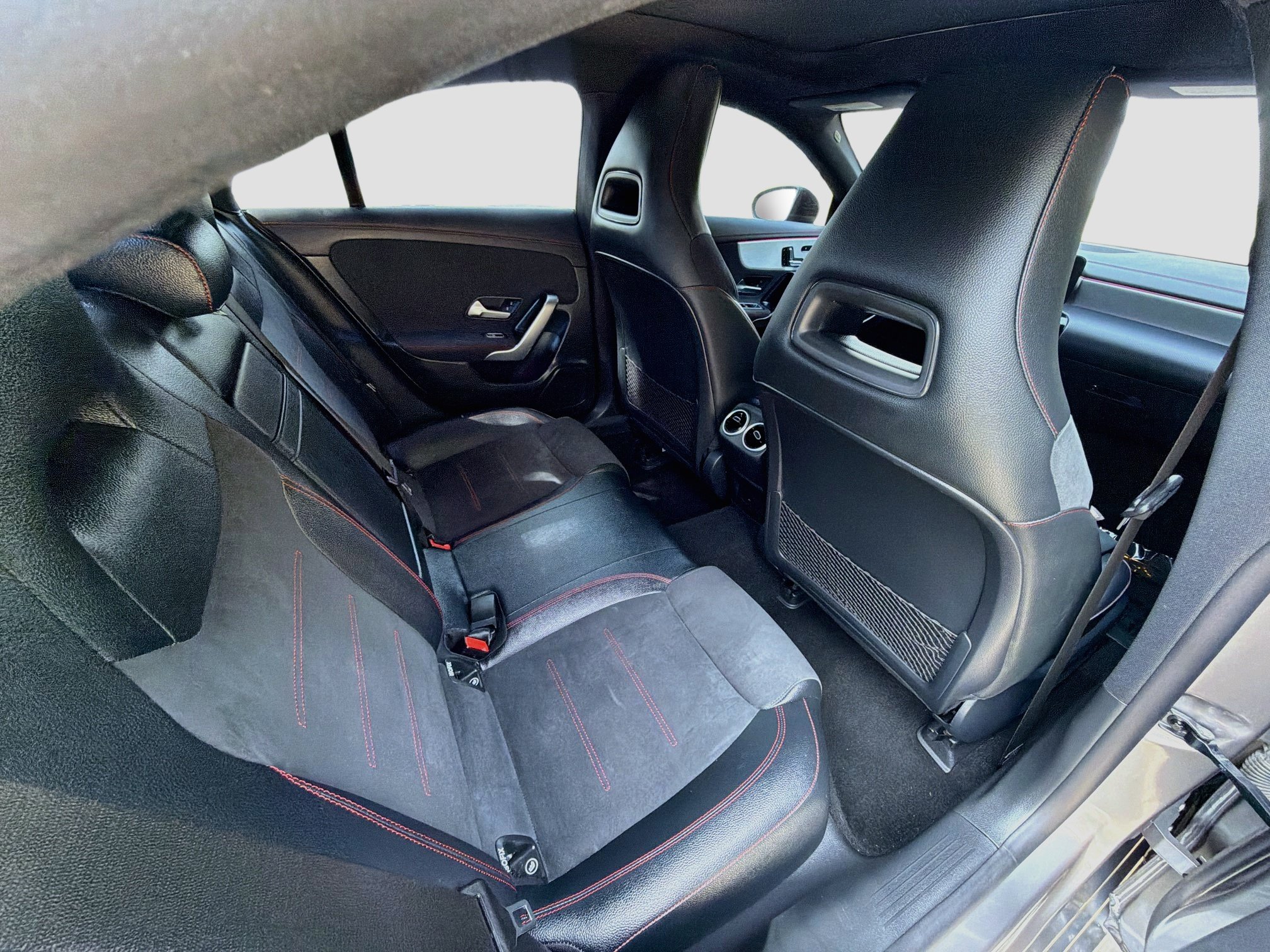 Used 2023 Mercedes-Benz CLA 250 image 28