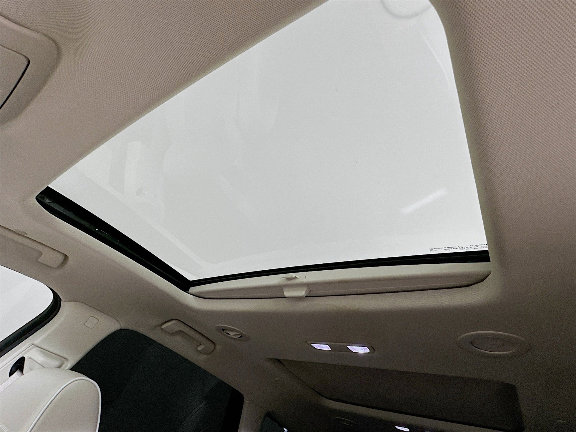 Used 2024 Buick Enclave Avenir w/ Avenir Technology Package image 24