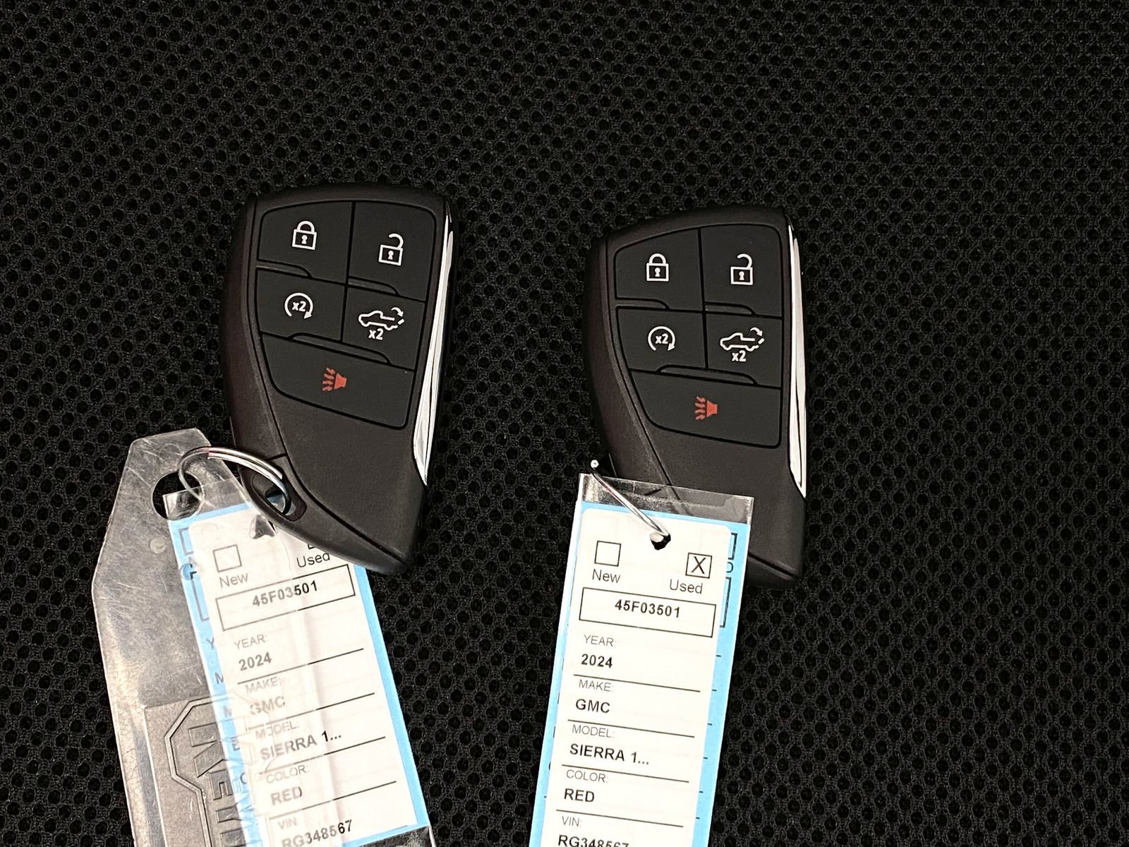 Used 2024 GMC Sierra 1500 AT4X image 11