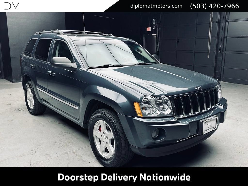 Used 2007 Jeep Grand Cherokee Limited w/ Trailer Tow Group IV AWD/4WD image 9