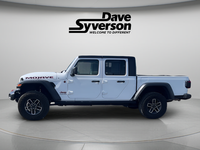 Used 2026 Jeep Gladiator Mojave AWD/4WD image 2