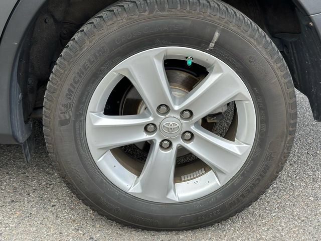 Used 2013 Toyota RAV4 XLE AWD/4WD image 13