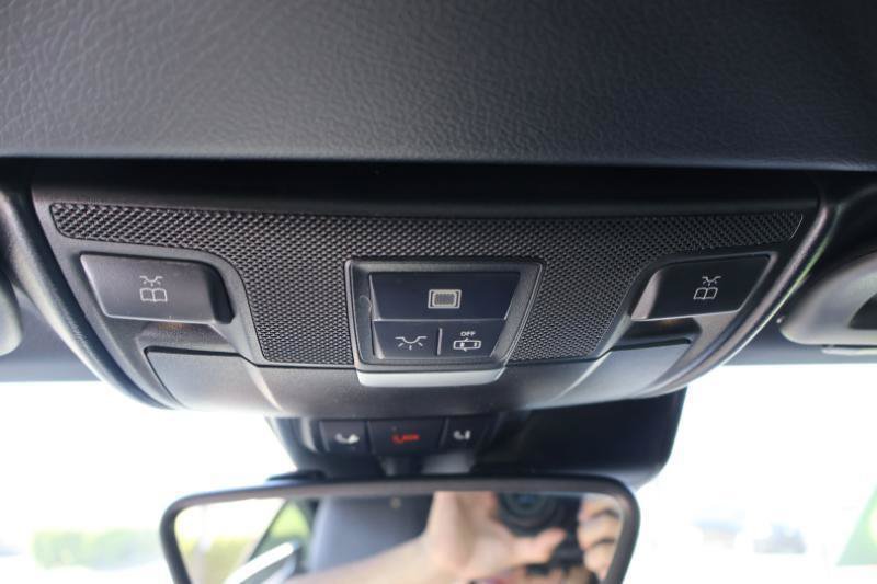 Used 2013 Mercedes-Benz SLK 250 w/ Premium I Pkg image 20